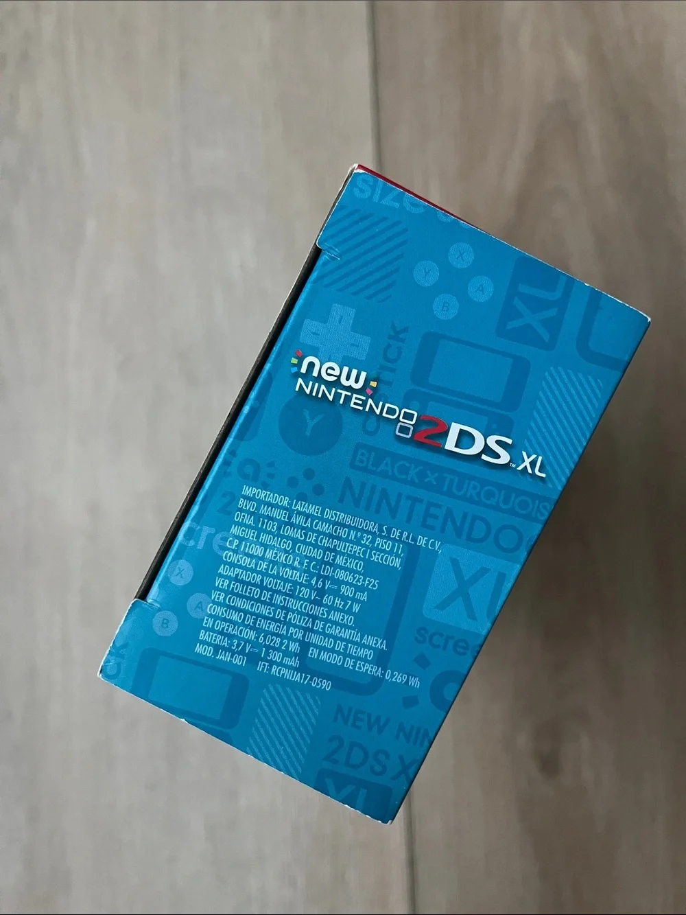 New Nintendo 2DS XL with Mario Kart 7 pre-installed
